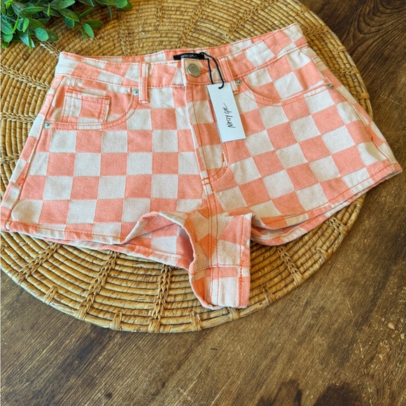New Nasty Gal Twill Checkerboard Women Shorts - Picture 2 of 11